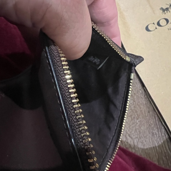 Coach clutch Dark Brown Leather with paper bag - Picture 7 of 8